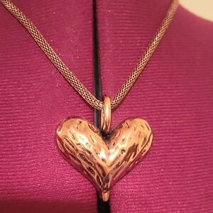 Elegant Rose Gold Colored Heart Pendant Necklace